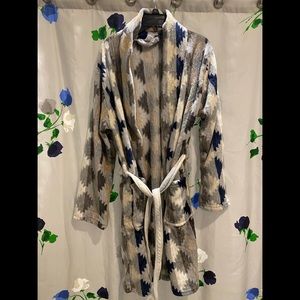 Women’s Aztec Robe